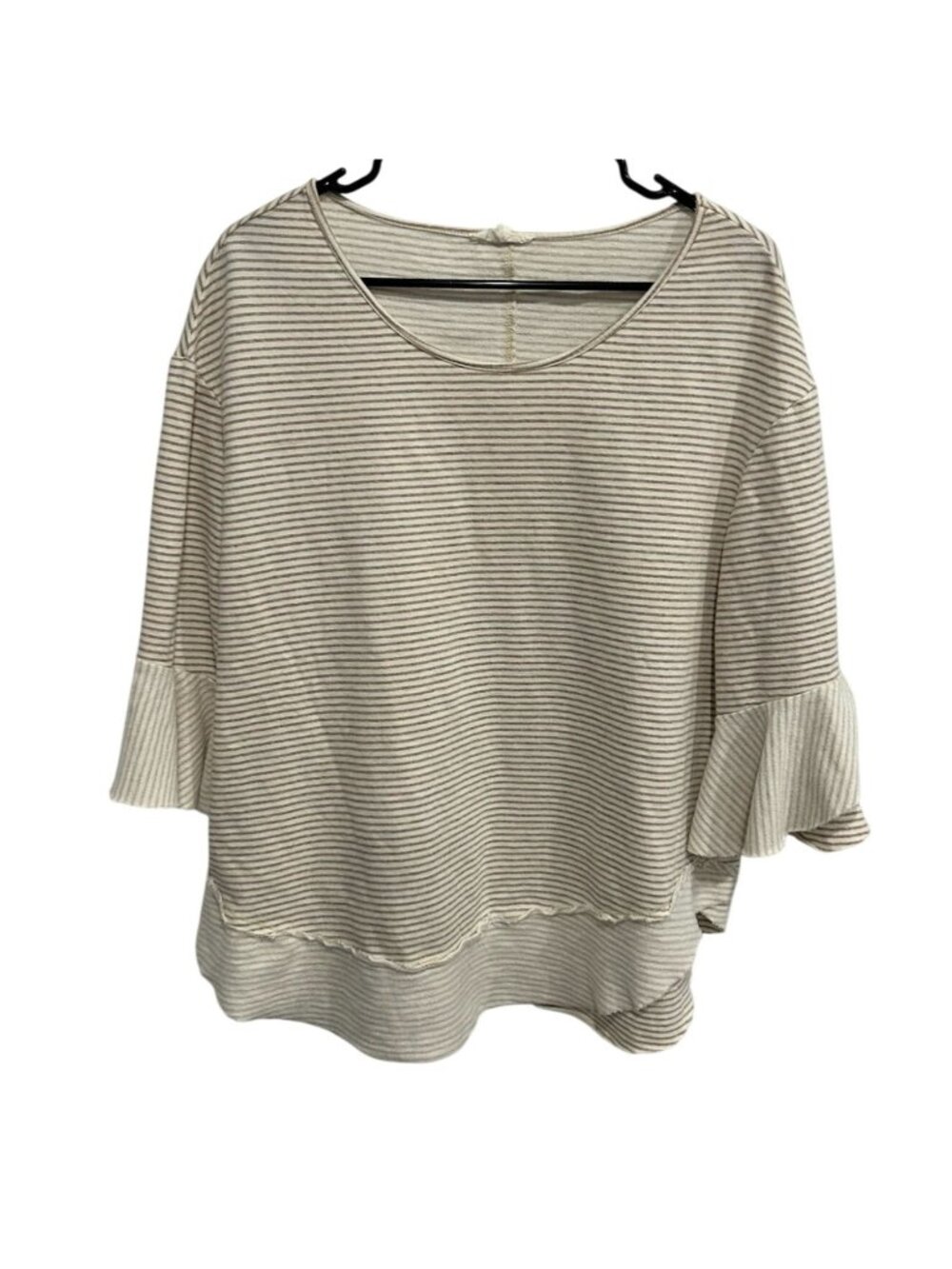Kye Mi Large Striped Beige White Ruffle Sleeve Cotton Blend Top Minimalist